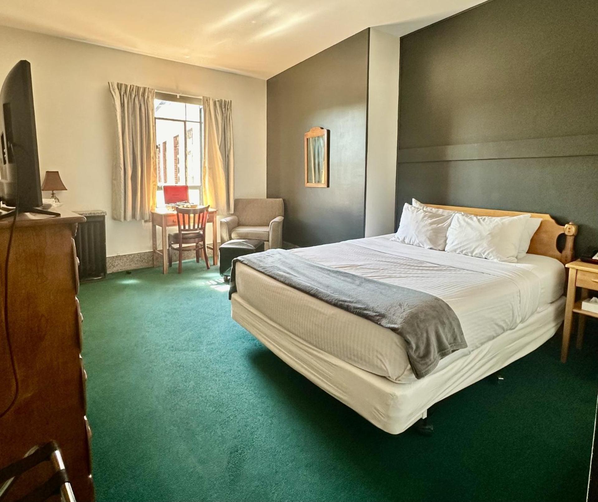 Latchis Hotel Братлборо Экстерьер фото